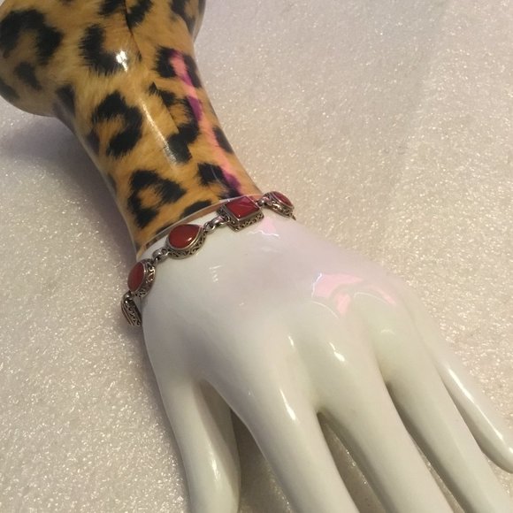 Gorgeous and vintage sterling silver carnelian stone bracelet - Picture 9 of 12